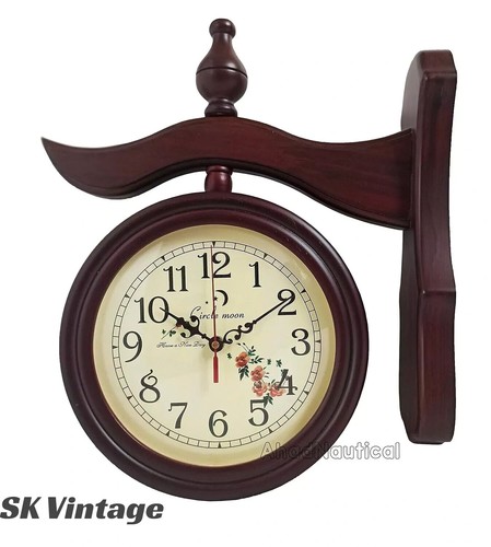 Horloge murale double - , en