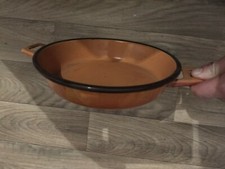 plat en émail vintage marron