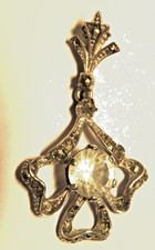 PENDENTIF RUBAN ancien façon LOUIS XV ARGENT pavé MARCASSITES & STRASS central