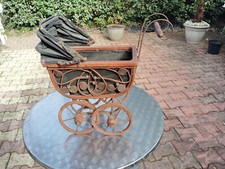 ANCIEN LANDAU DE POUPEE
