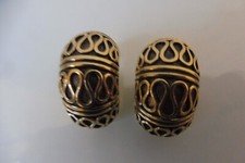 Pierre Lang Boucles,Très