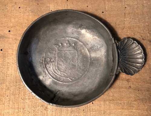 Tastevin étain décor - Étain, blason