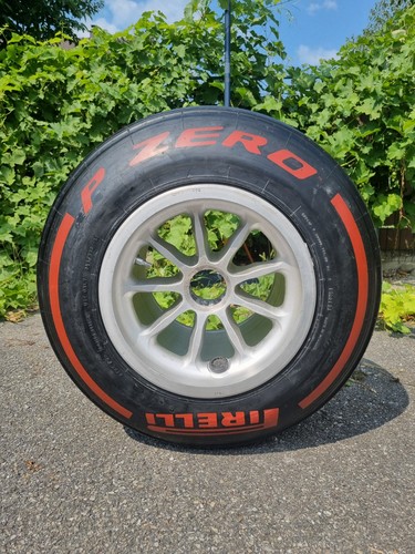 Roue formule ferrari - formule, 1