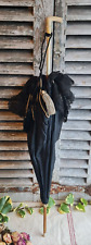 ANCIENNE OMBRELLE NOIRE DOUBLEE DENTELLE MANCHE EN OS POMPONS 19EME