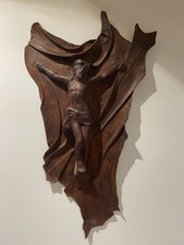 Sculpture Du Christ En Cuir