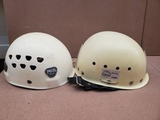 lot de 2 casques pezl taille M Casque PETZL ECRIN-ROC / Helmet