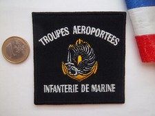 écusson collection militaire