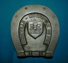 ANCIEN CENDRIER EN FONTE DE