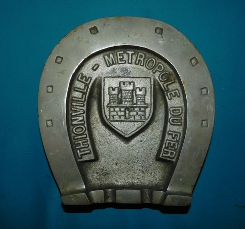 Ancien cendrier fonte de - en,