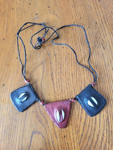 Collier gri touareg cauris - gri-gri,