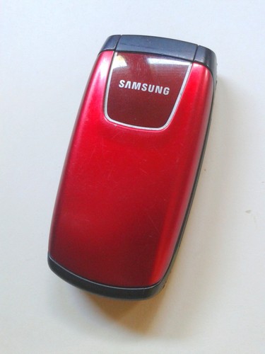 Téléphone portable clapet
