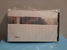 LOT 10 ÉCHANTILLONS DE PARFUM