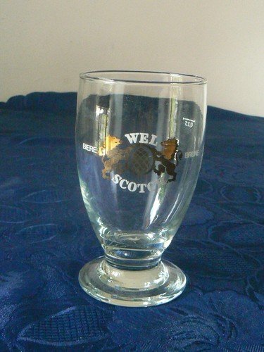 Ancien verre biere wel - verre, a