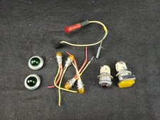 Lot ancien voyant temoin tableau bord vintage electricité voiture autre indus