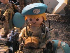 PLAYMOBIL PERSONNALISÉ SOLDAT ALLEMAND ONU (AFGANISTAN-2016) REF-0011 BIS