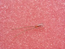 Lot x3 : lampe ampoule luciole à incandescence 6v 60mA 0.06A T1 Ø:3mm, L:6mm