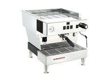 MACHINE À CAFÉ EXPRESSO EN