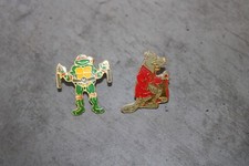 lot 2 pins tortue ninja (tortues ninjas maitre splinter michelangelo nunchakus )