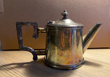 Théière décorative argentée vintage