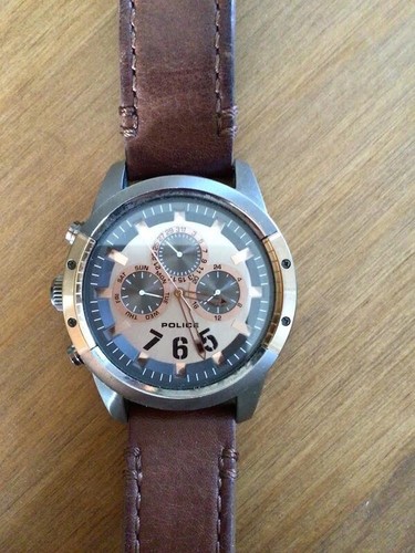 Montre police - montre,