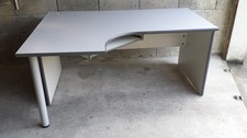 Grand bureau d'angle
