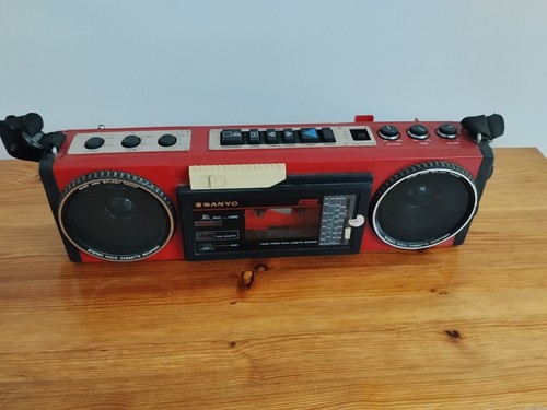 Sanyo radio cassette boombox - cassette,