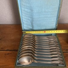 Lot De 12 Cuillères À