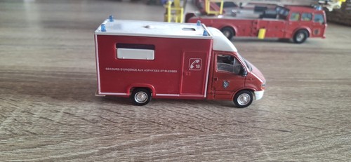 Véhicules miniatures pompiers - véhicules,