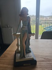 statuette  résine  signée Vittorio Tessaro (année 1986)