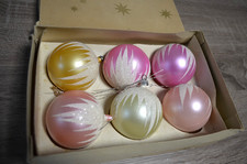6 ANCIENNES BOULES DE NOEL