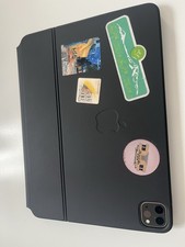 Apple Ipad Pro 11” (2nd Gen, 2020) – 128 Go – Wi-fi + Smart Keyboard