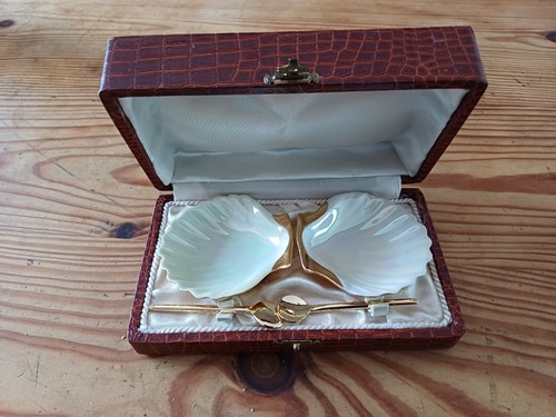 Salière poivrière en - et,