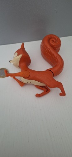 Figurine écureuil disney mc - figurine,