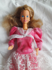 Jolie poupée Maman Doucoeur