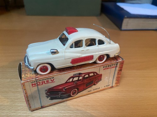 Norev plastque ancienne ford - plastque,