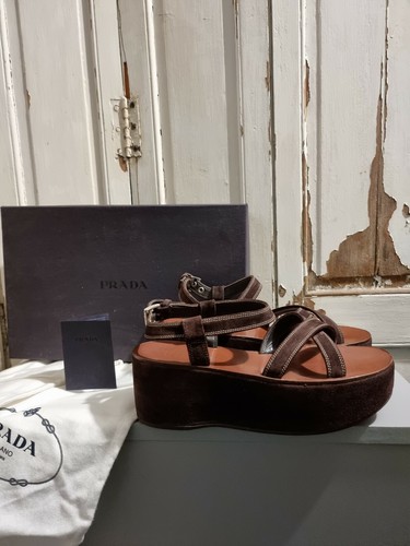 Prada y2k circa 2002 - prada,