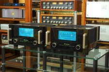 Paire d'amplificateurs de