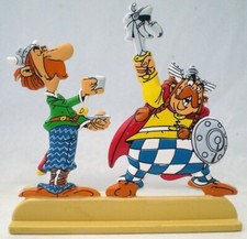 LES ARCHIVES ASTERIX -  ASTERIX CHEZ LES BRETONS  -  FIGURINE NEUVE AVEC BOITE