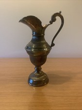 Aiguiere En Métal Couleur