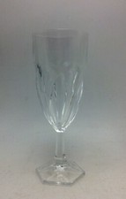 Flute a champagne coupe Cristal d'Arques modele Tornade (petit defaut) n°1