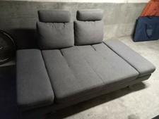 canapé design de fabrication espagnole avec tête amovible 