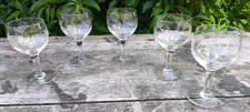 5 verres ballons vintage en verre taillé ciselé sur pieds 15 cl