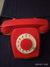 vintage telephone couleur
