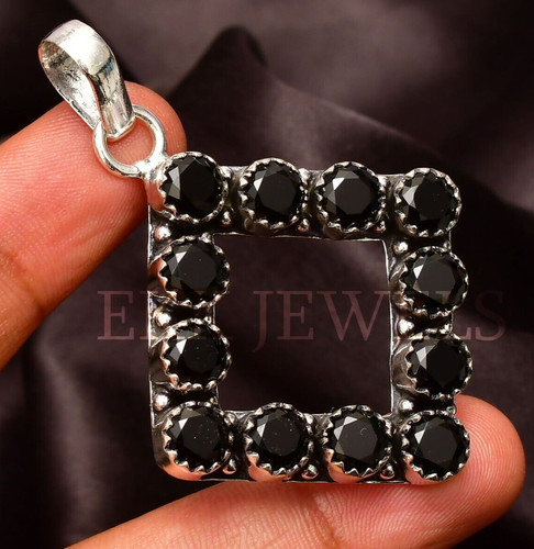 Pendentif bijoux fait main - , en