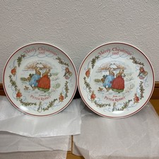 Lot de 2 assiettes de Noël Peter Rabbit Wedgwood fabriquées en Angleterre au ...