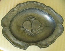 ancien plat a barbe avec