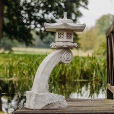 Lanterne japonaise en pierre