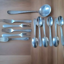 SFAM cinq  fourchettes six