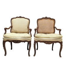 Paire de fauteuils à la reine