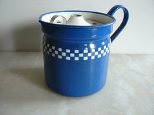 ANCIENNE BOUILLOIRE A LAIT AVEC COUVERCLE ANTI MONTE LAIT EN EMAIL LUSTUCRU ?